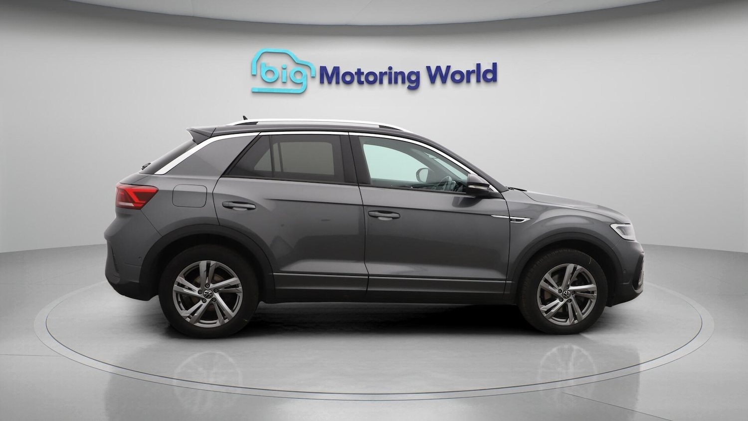Used Volkswagen T-Roc 2024 for sale - 76735429: Photo 9