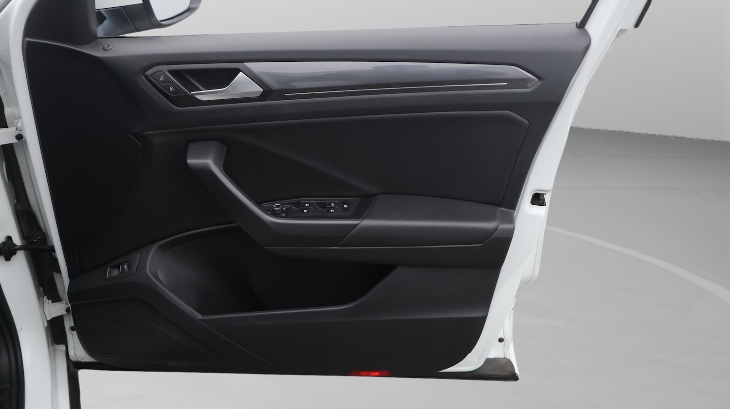 Used Volkswagen T-Roc 2020 for sale - 76512661: Photo 16