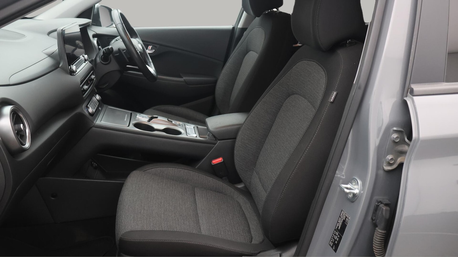 Used Hyundai KONA 2021 for sale - 76388542: Photo 15