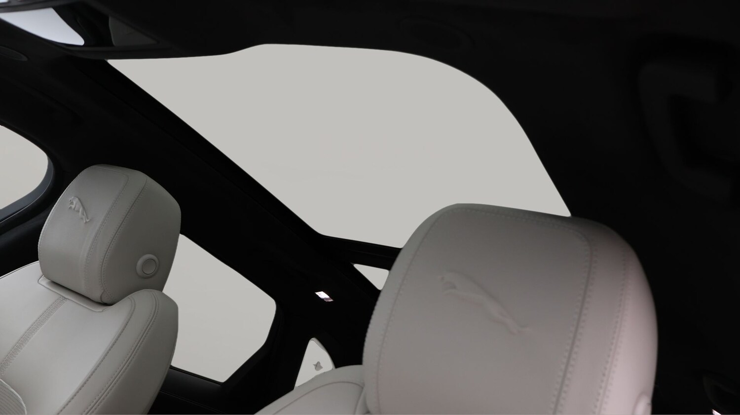 Used Jaguar F-Pace 2023 for sale - 77745271: Photo 22