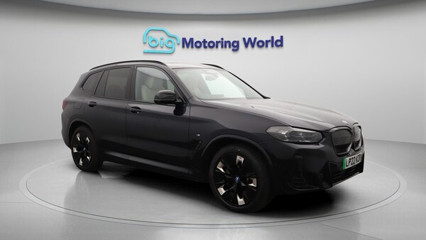 Used BMW iX3 2022 for sale - 76317849: Photo 2