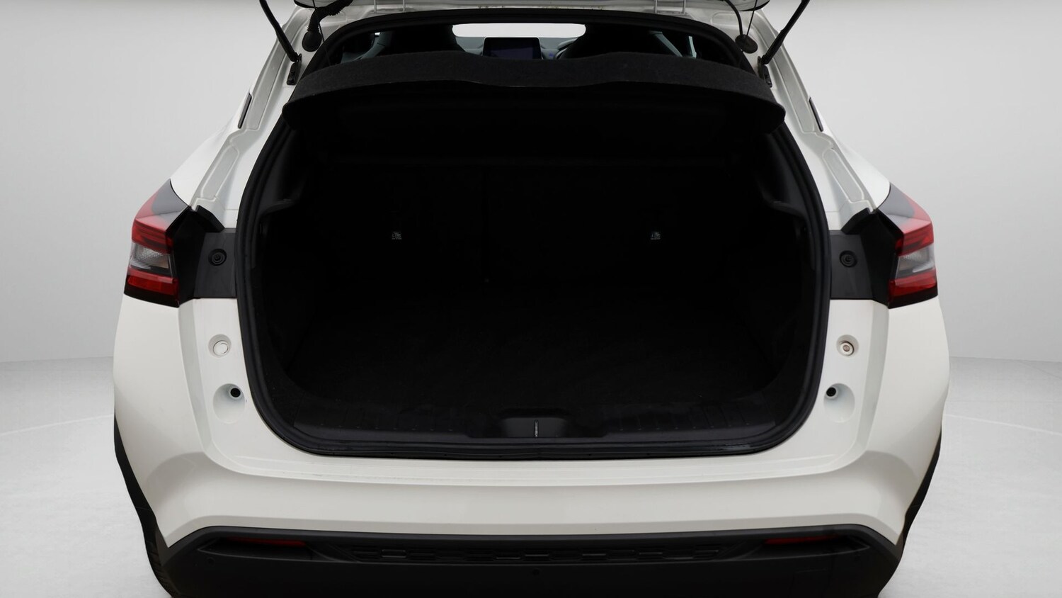 Used Nissan Juke 2023 for sale - 77296364: Photo 17