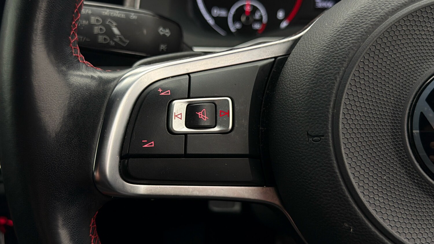 Used Volkswagen Polo 2021 for sale - 77818097: Photo 21