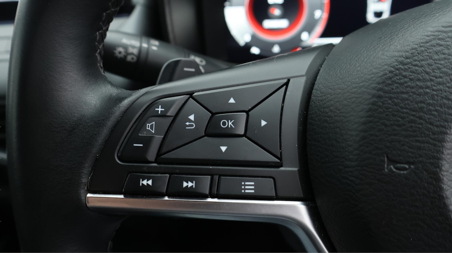 Used Nissan Juke 2024 for sale - 76549632: Photo 23