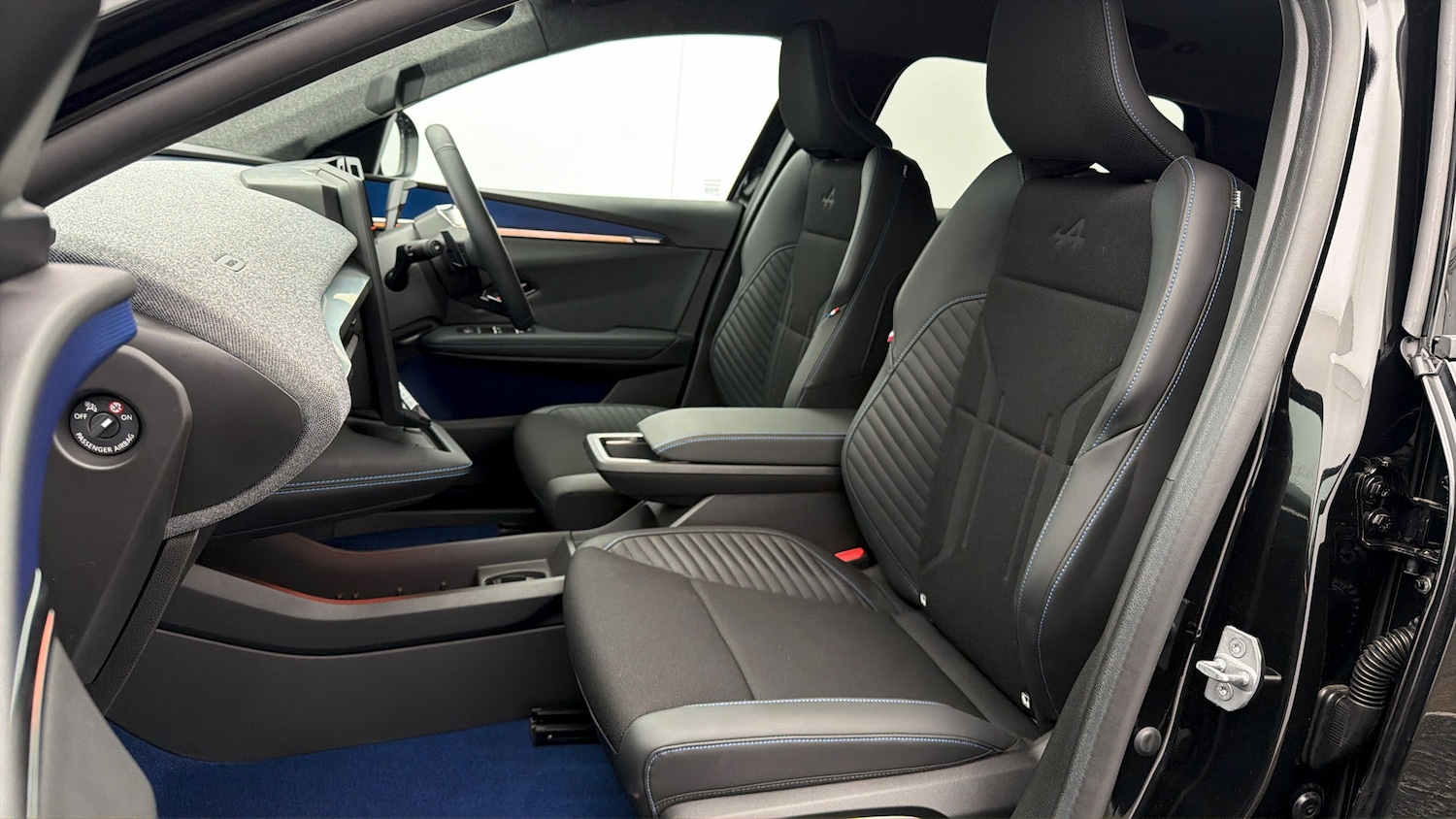 Used Renault Scenic E-Tech 2025 for sale - 78190426: Photo 13