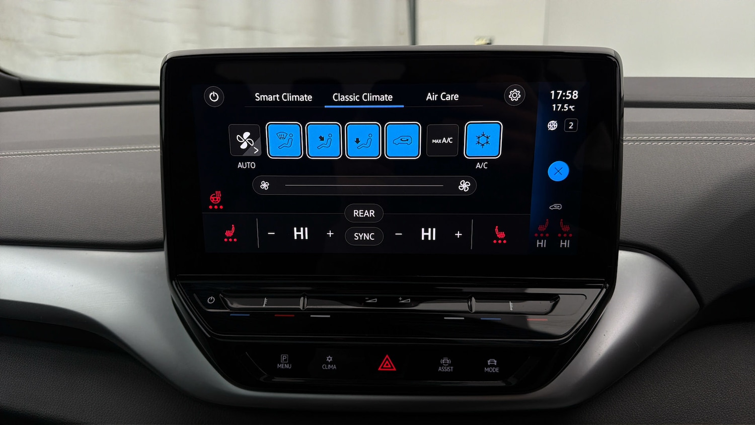 Used Volkswagen ID.4 2024 for sale - 78197412: Photo 11