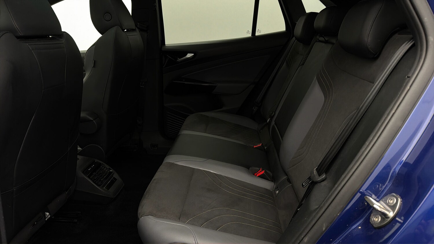 Used Volkswagen ID.4 2024 for sale - 78197412: Photo 15