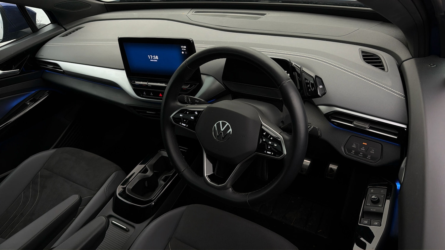 Used Volkswagen ID.4 2024 for sale - 78197412: Photo 9