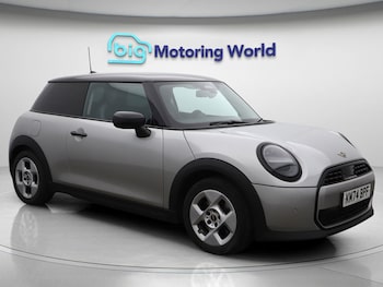 Used MINI Cooper 2024 for sale - 76904489: Photo