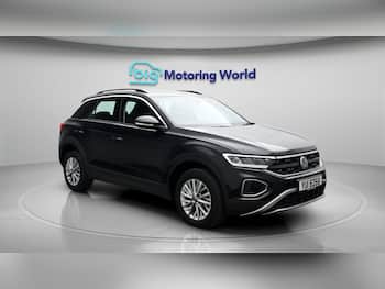 Used Volkswagen T-Roc 2023 for sale - 79706139: Photo