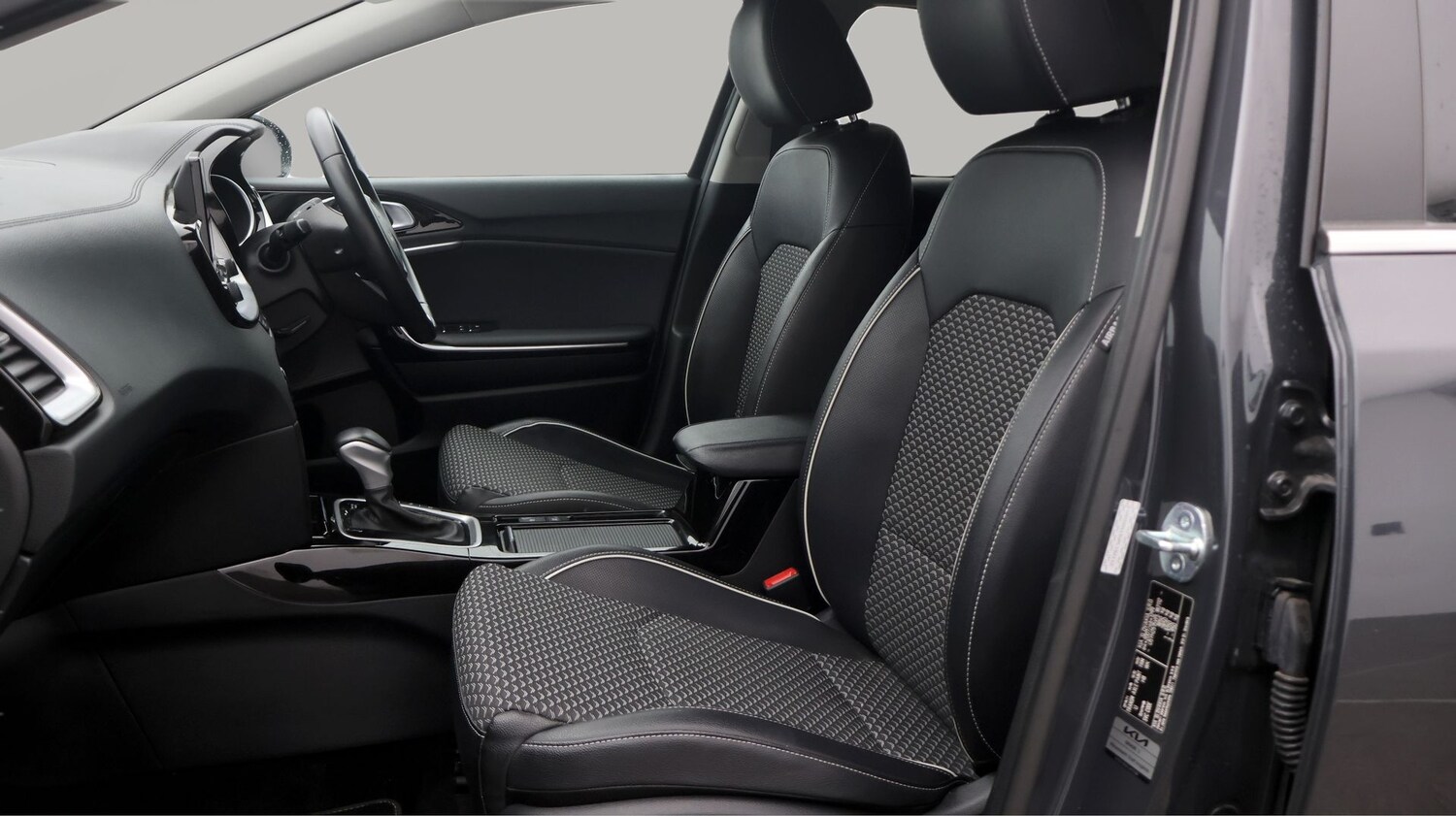 Used Kia Ceed 2023 for sale - 77677359: Photo 14