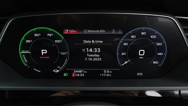 Used Audi e-tron 2021 for sale - 76215687: Photo 11