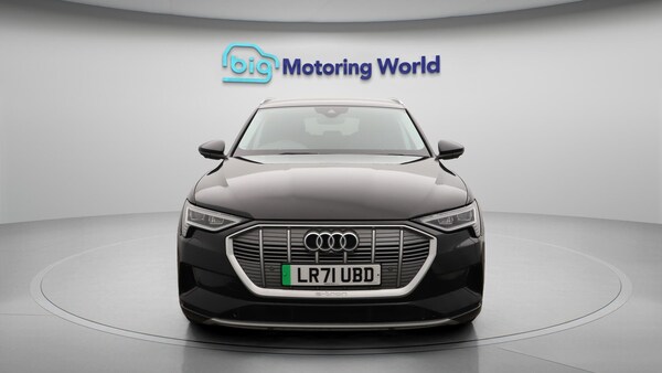 Used Audi e-tron 2021 for sale - 76215687: Photo 3