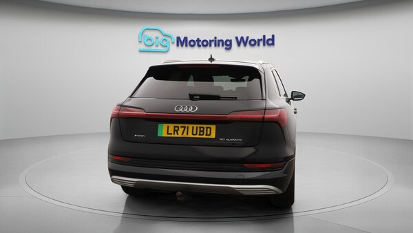 Used Audi e-tron 2021 for sale - 76215687: Photo 7