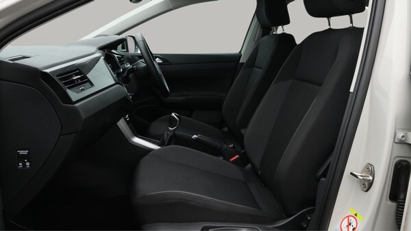 Used Volkswagen Taigo 2024 for sale - 76200120: Photo 15
