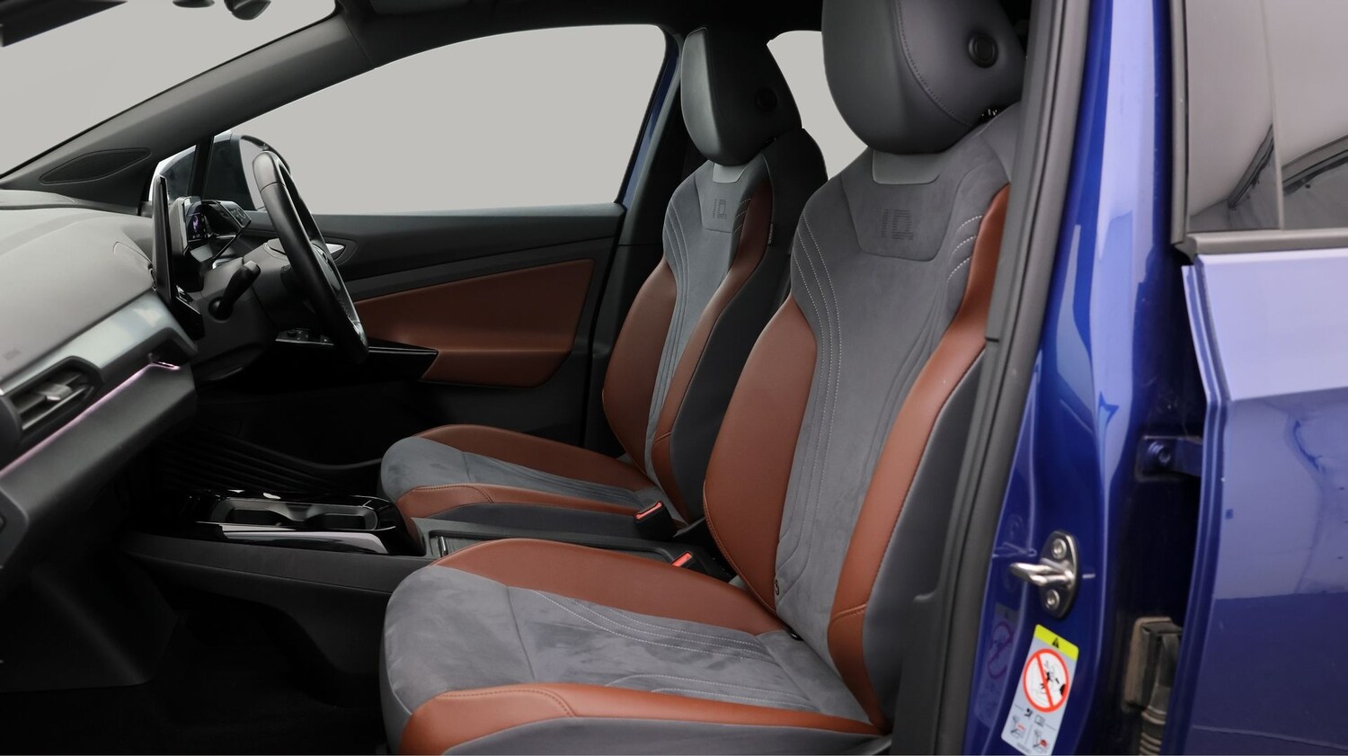 Used Volkswagen ID.4 2021 for sale - 77365064: Photo 14