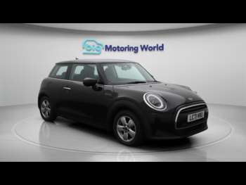 Used MINI Hatch 2021 for sale - 74700447: Photo