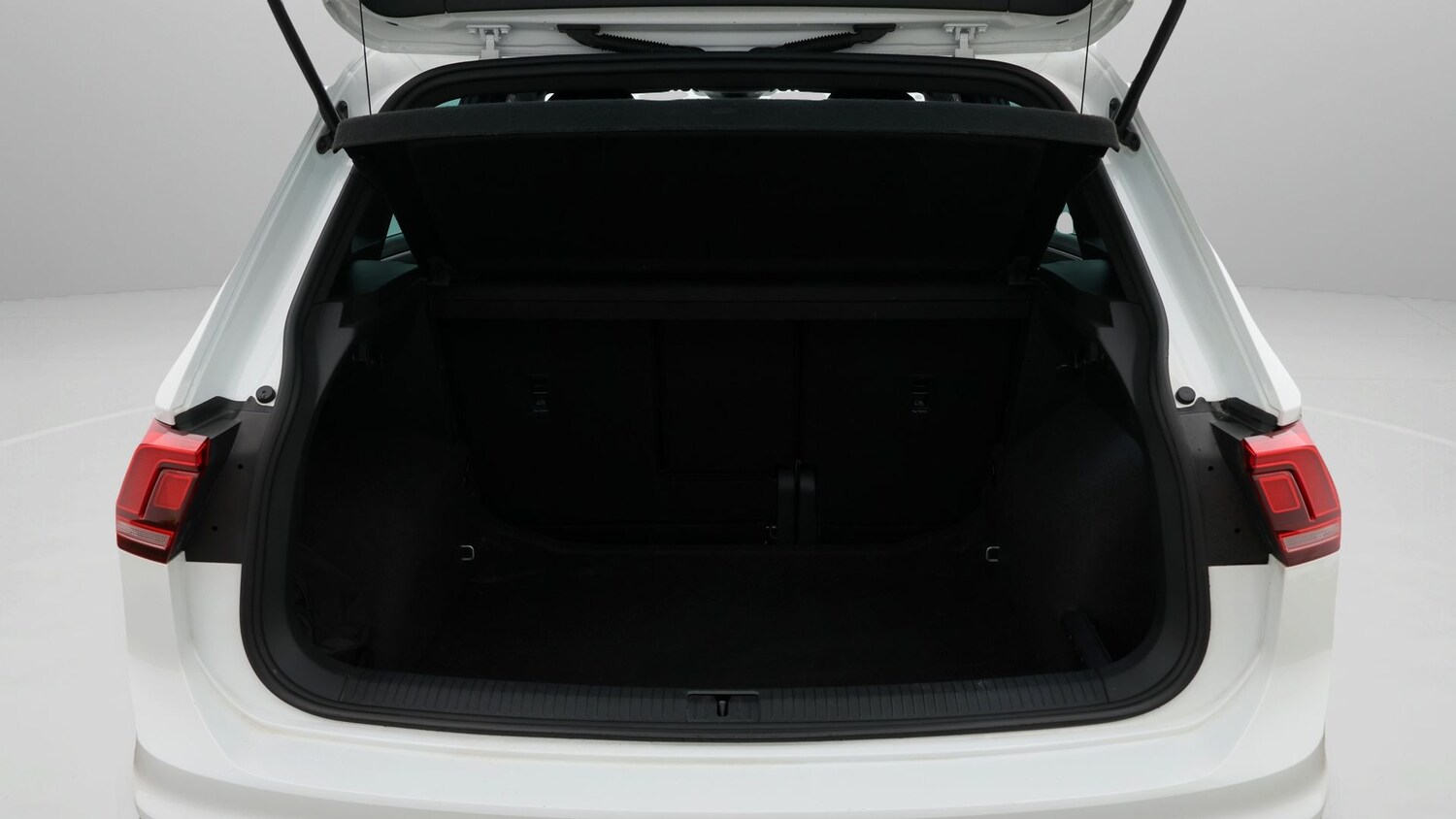 Used Volkswagen Tiguan 2023 for sale - 77813009: Photo 17