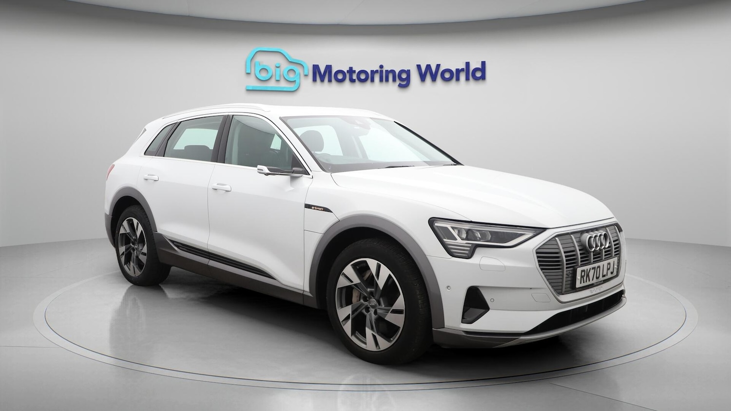 Used Audi e-tron 2020 for sale - 76644786: Photo 2