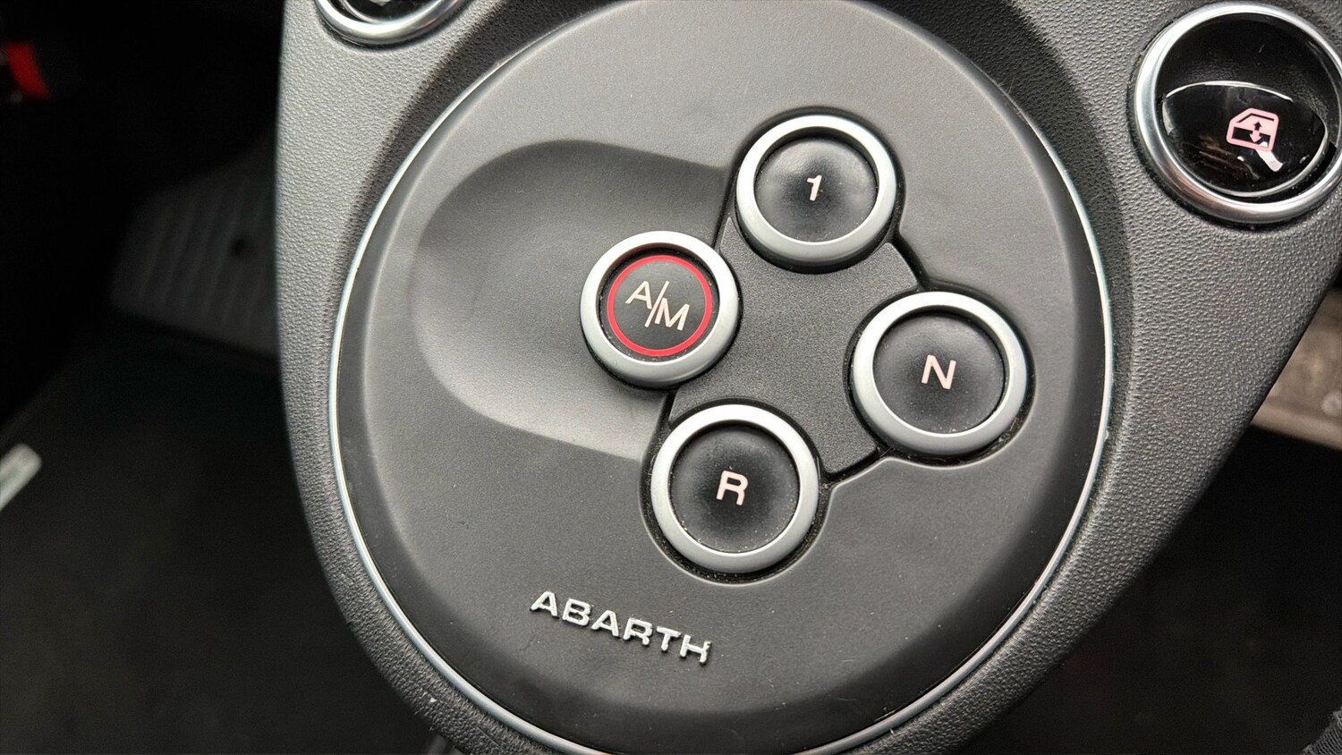 Used Abarth 595 2022 for sale - 78190424: Photo 26