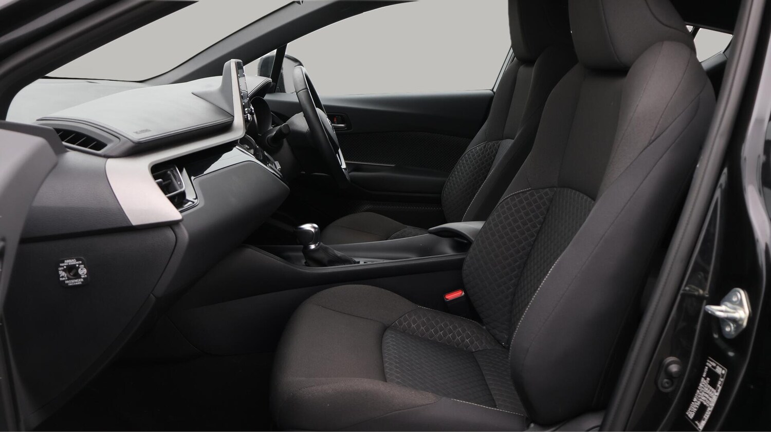 Used Toyota C-HR for sale - 76727791: Photo 15