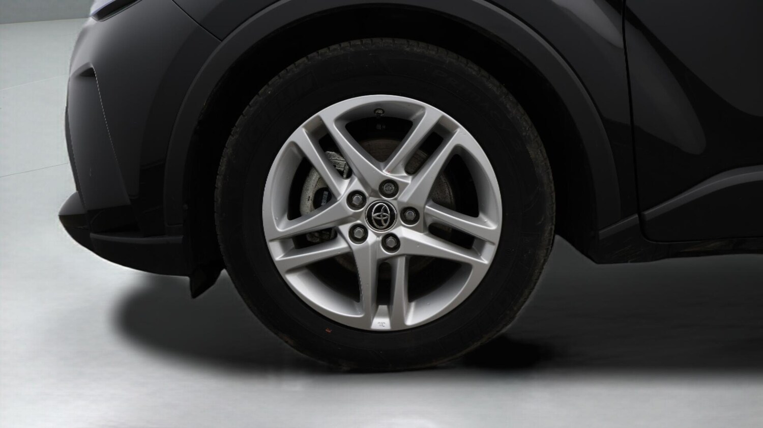 Used Toyota C-HR for sale - 76727791: Photo 19