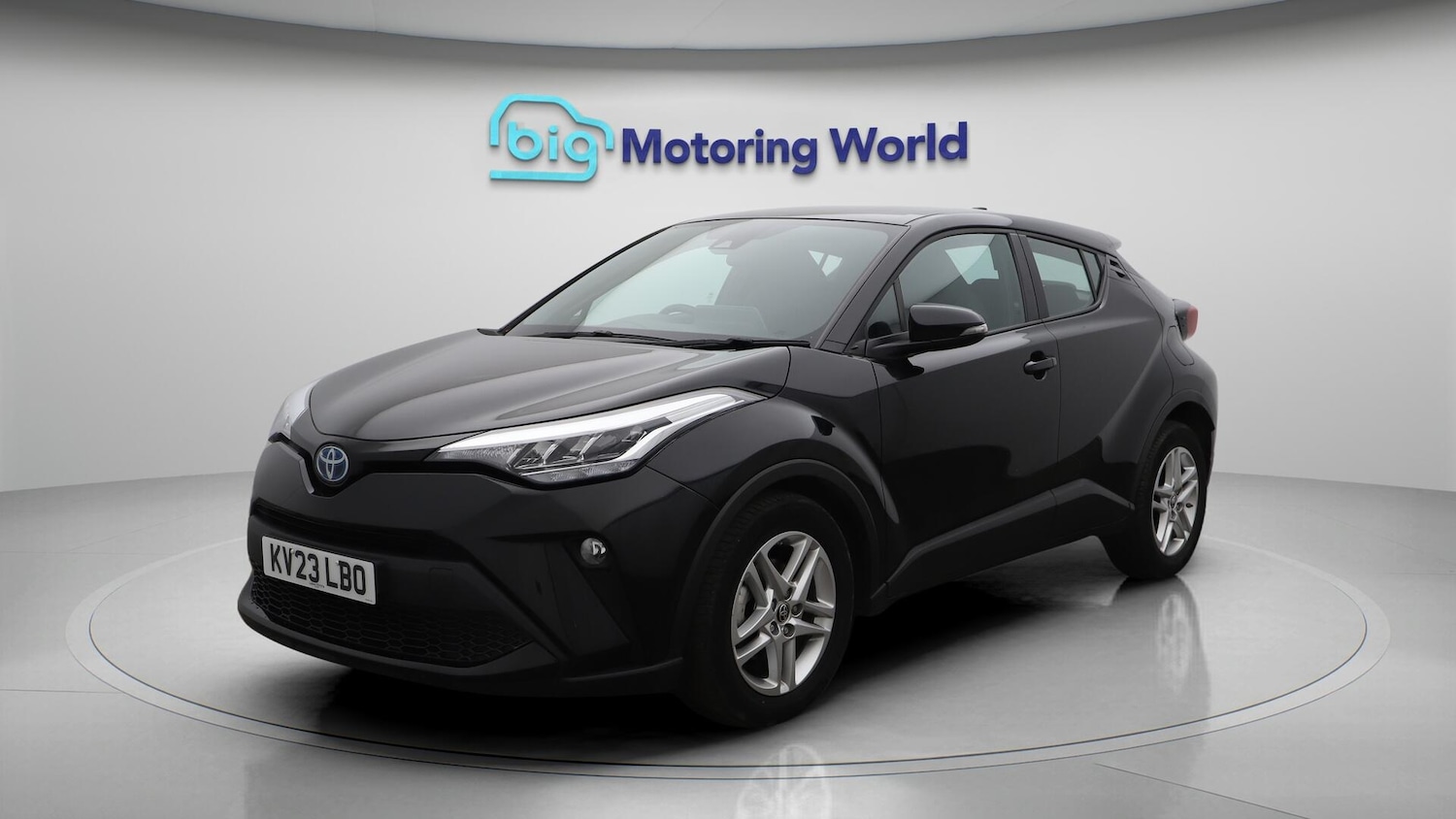 Used Toyota C-HR for sale - 76727791: Photo 4