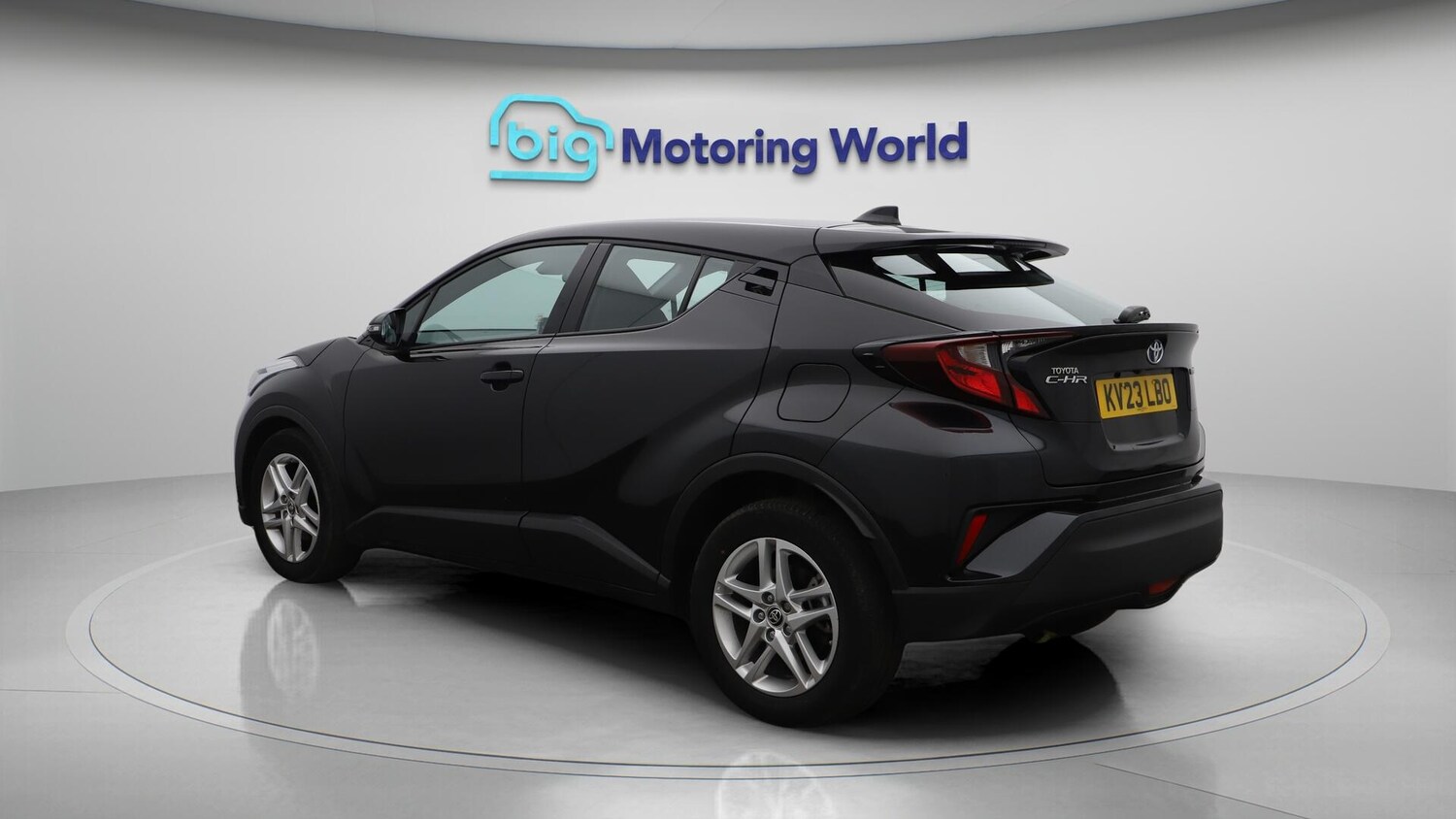 Used Toyota C-HR for sale - 76727791: Photo 6