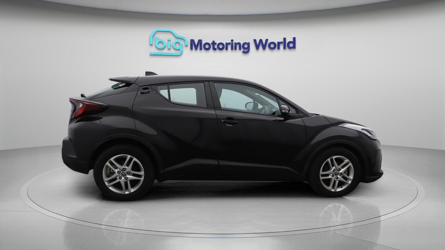 Used Toyota C-HR for sale - 76727791: Photo 9