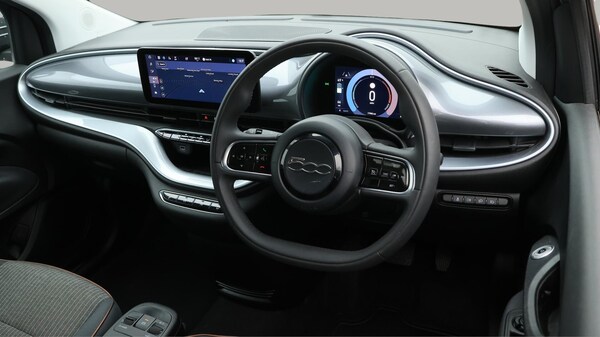 Used Fiat 500e C 2021 for sale - 76109442: Photo 10