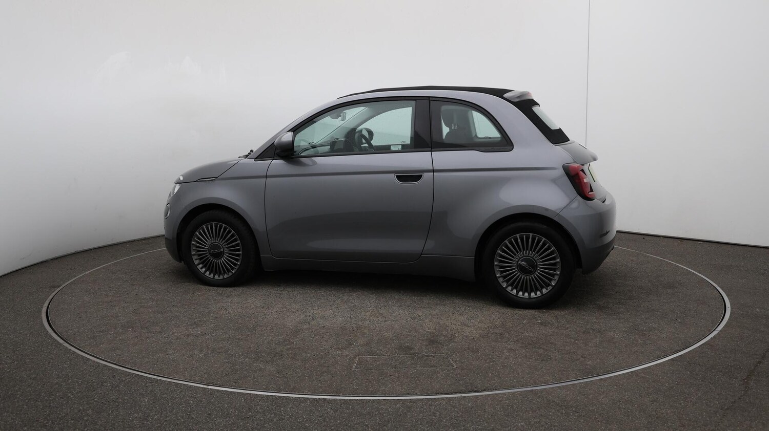 Used Fiat 500e C 2021 for sale - 76109442: Photo 61