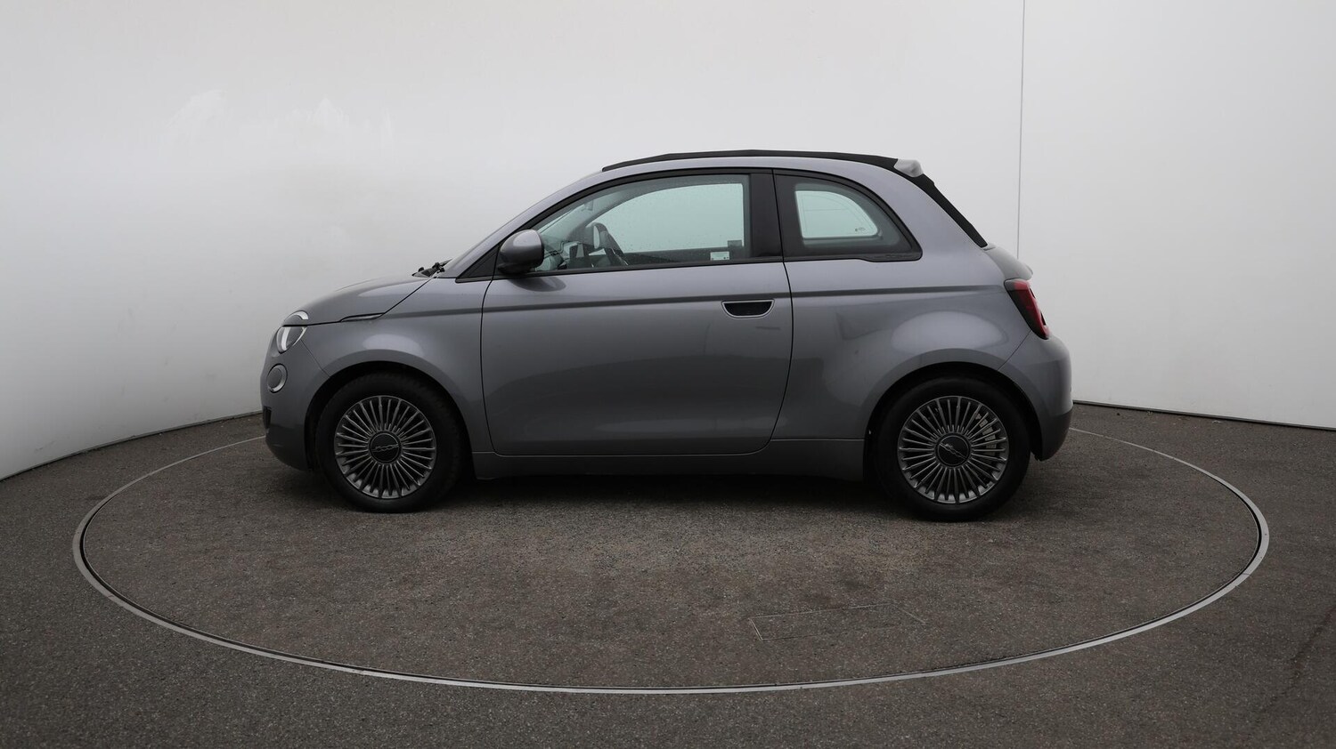 Used Fiat 500e C 2021 for sale - 76109442: Photo 67