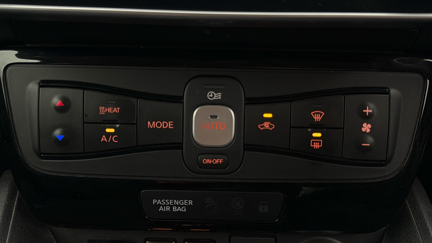 Used Nissan Leaf 2022 for sale - 77917452: Photo 11