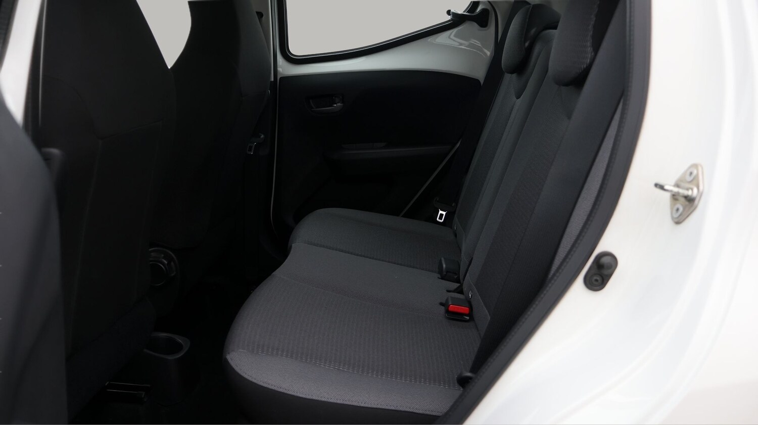 Used Toyota AYGO 2020 for sale - 77324592: Photo 16