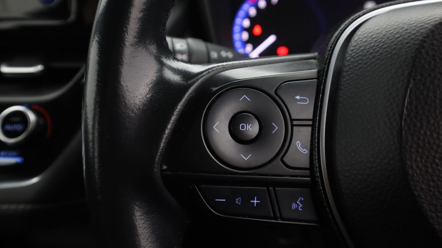 Used Toyota Corolla 2021 for sale - 77353853: Photo 22