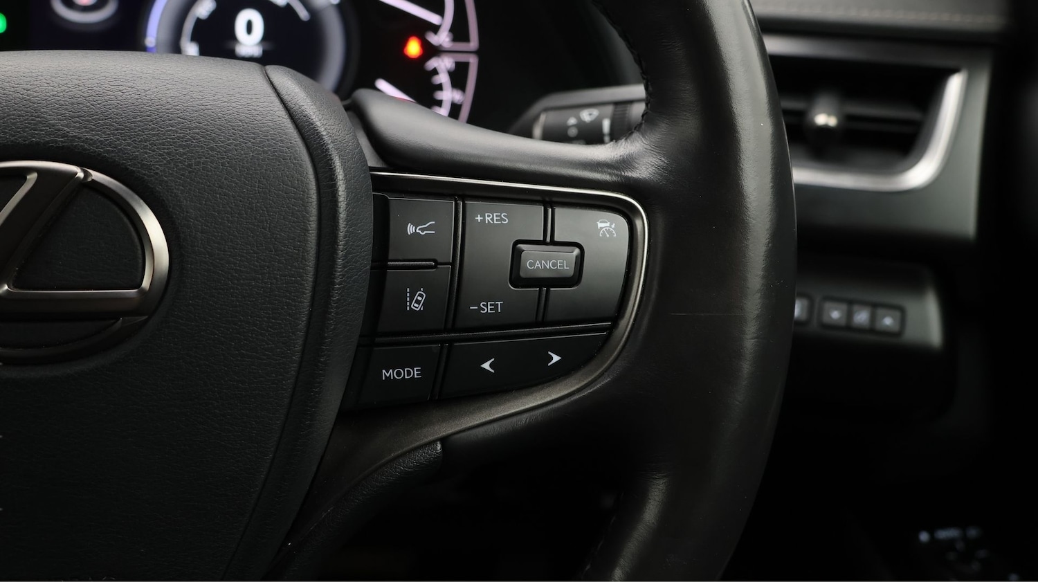 Used Lexus UX 2022 for sale - 77617595: Photo 24