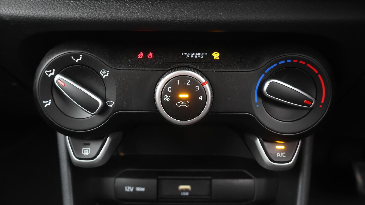 Used Kia Picanto 2022 for sale - 76645713: Photo 13