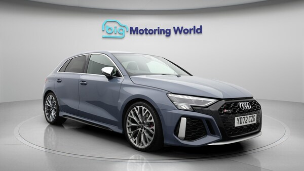 Used Audi RS3 2022 for sale - 76306951: Photo 2