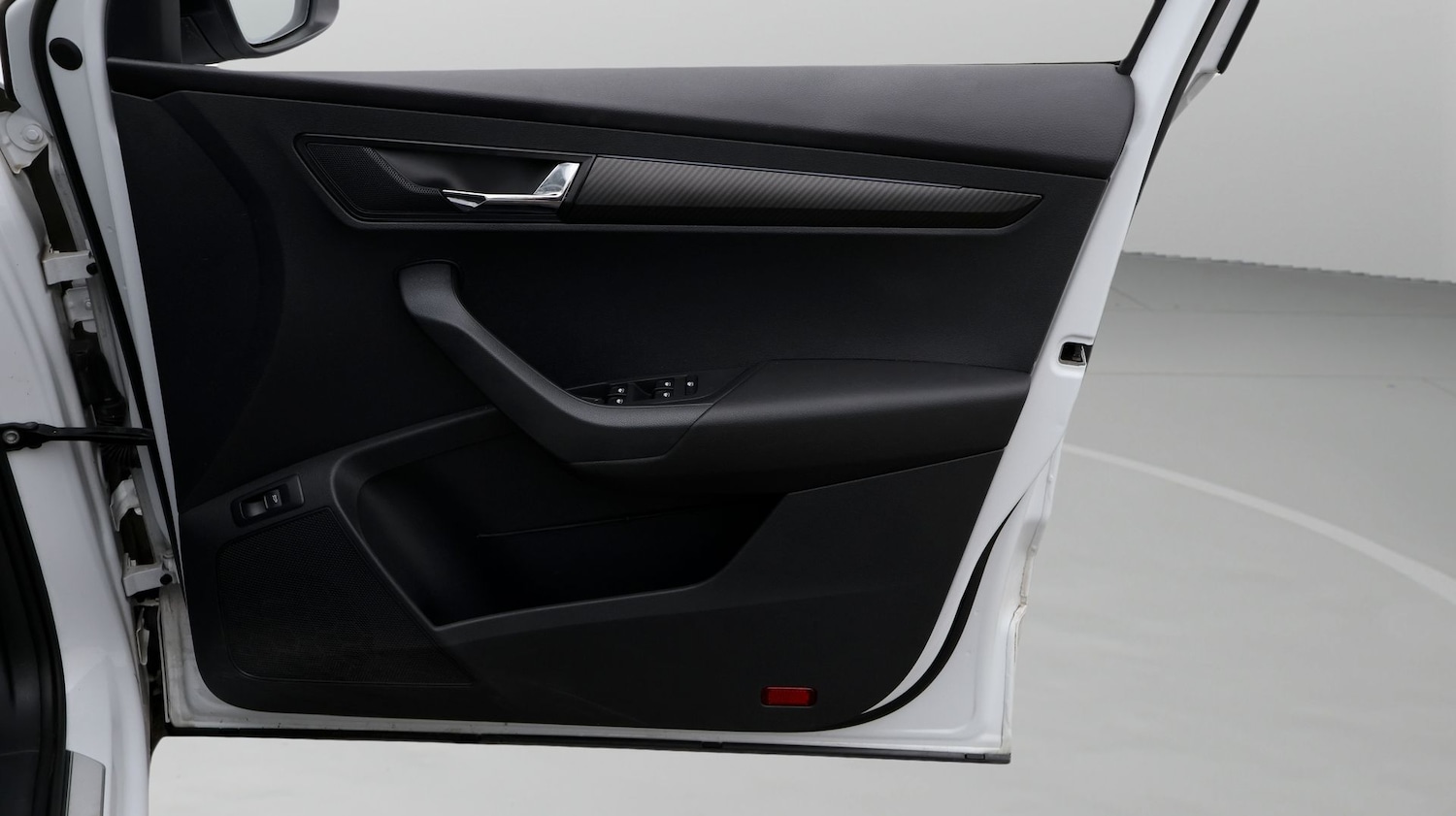 Used Skoda Karoq 2023 for sale - 77766245: Photo 15