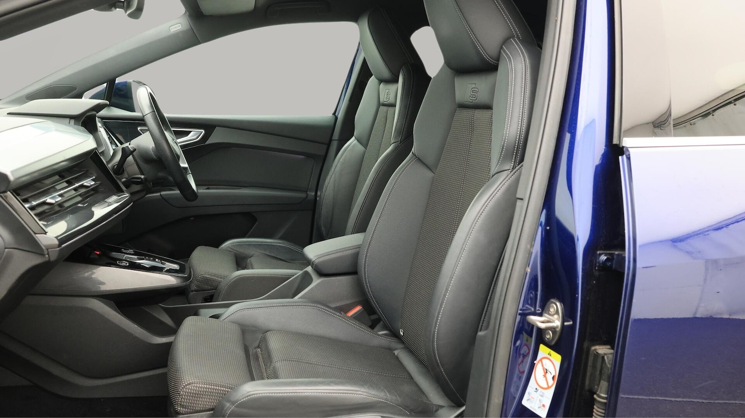 Used Audi Q4 e-tron 2021 for sale - 76484928: Photo 15