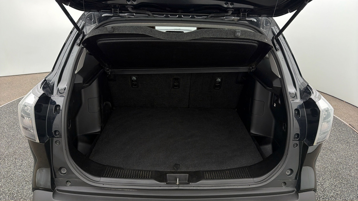 Used Suzuki SX4 S-Cross 2023 for sale - 78166158: Photo 16