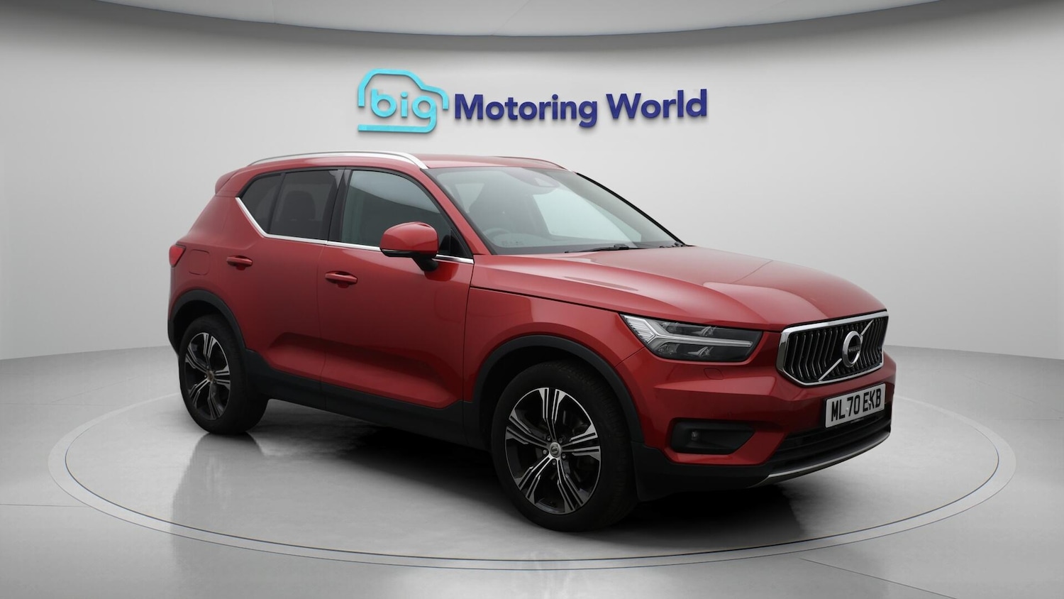 Used Volvo XC40 2020 for sale - 76612787: Photo 2