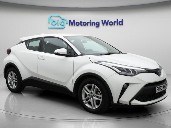 Used Toyota C-HR 2023 for sale - 76295737: Photo 1