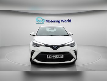 Used Toyota C-HR 2023 for sale - 76295737: Photo 3