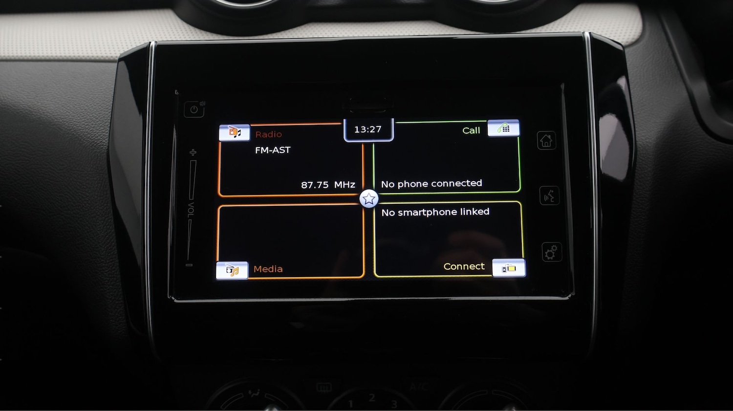 Used Suzuki Swift 2022 for sale - 77124894: Photo 11