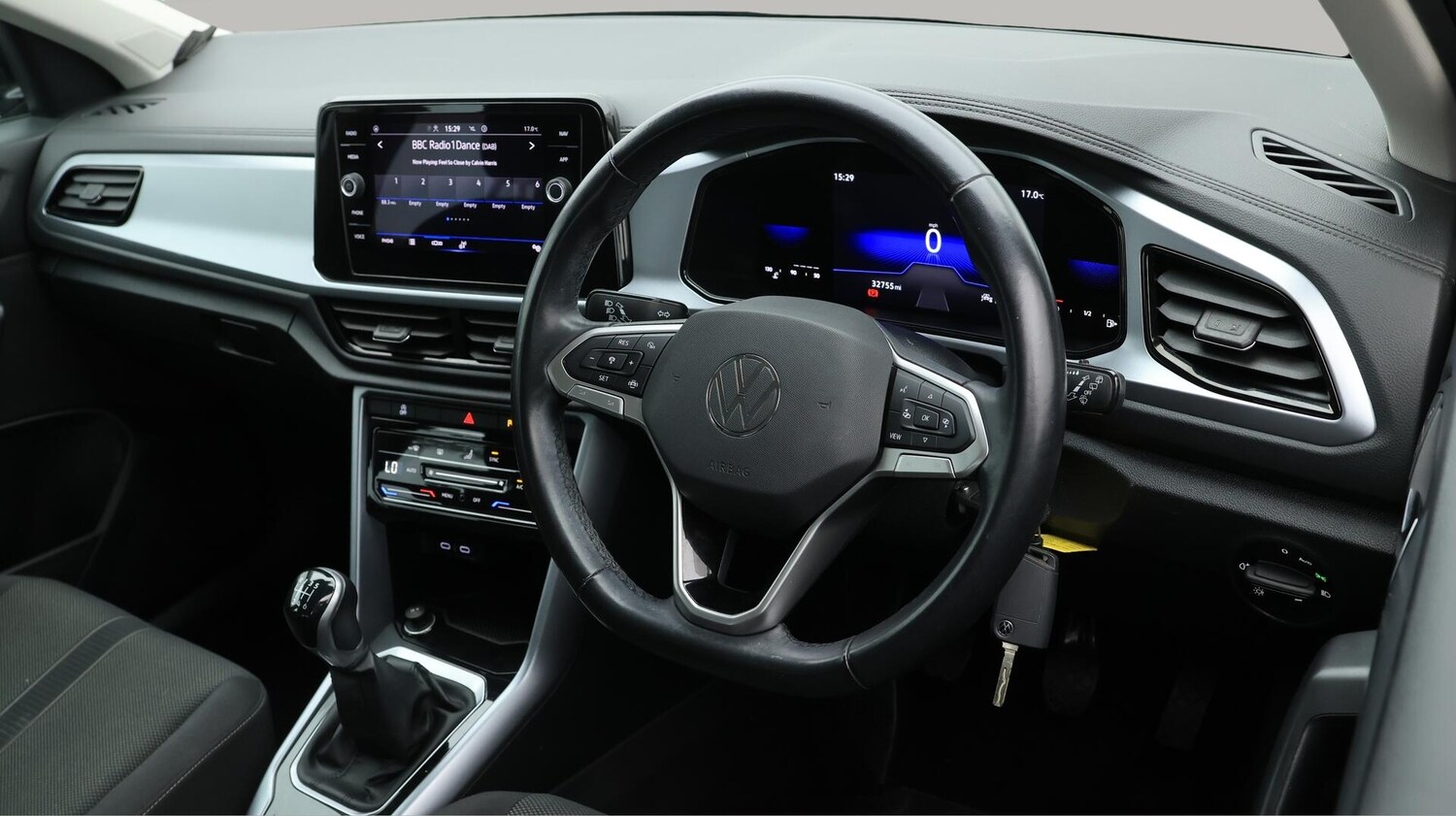 Used Volkswagen T-Roc 2022 for sale - 76153176: Photo 11