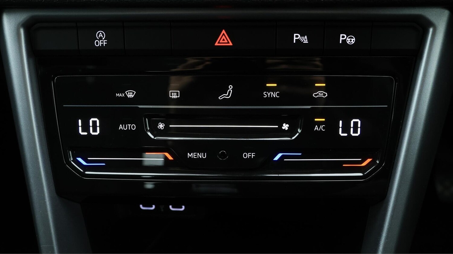 Used Volkswagen T-Roc 2022 for sale - 76153176: Photo 17