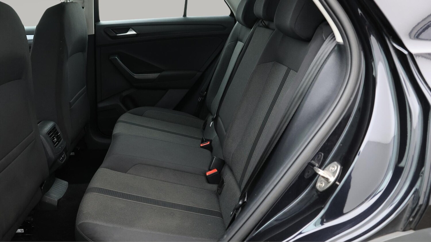 Used Volkswagen T-Roc 2022 for sale - 76153176: Photo 25