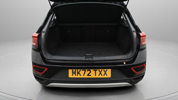 Used Volkswagen T-Roc 2022 for sale - 76153176: Photo 27