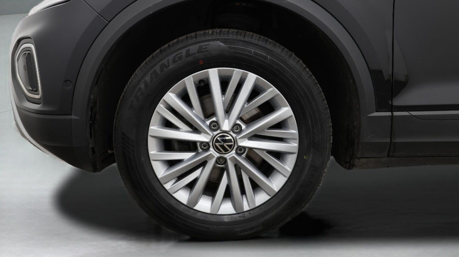 Used Volkswagen T-Roc 2022 for sale - 76153176: Photo 29